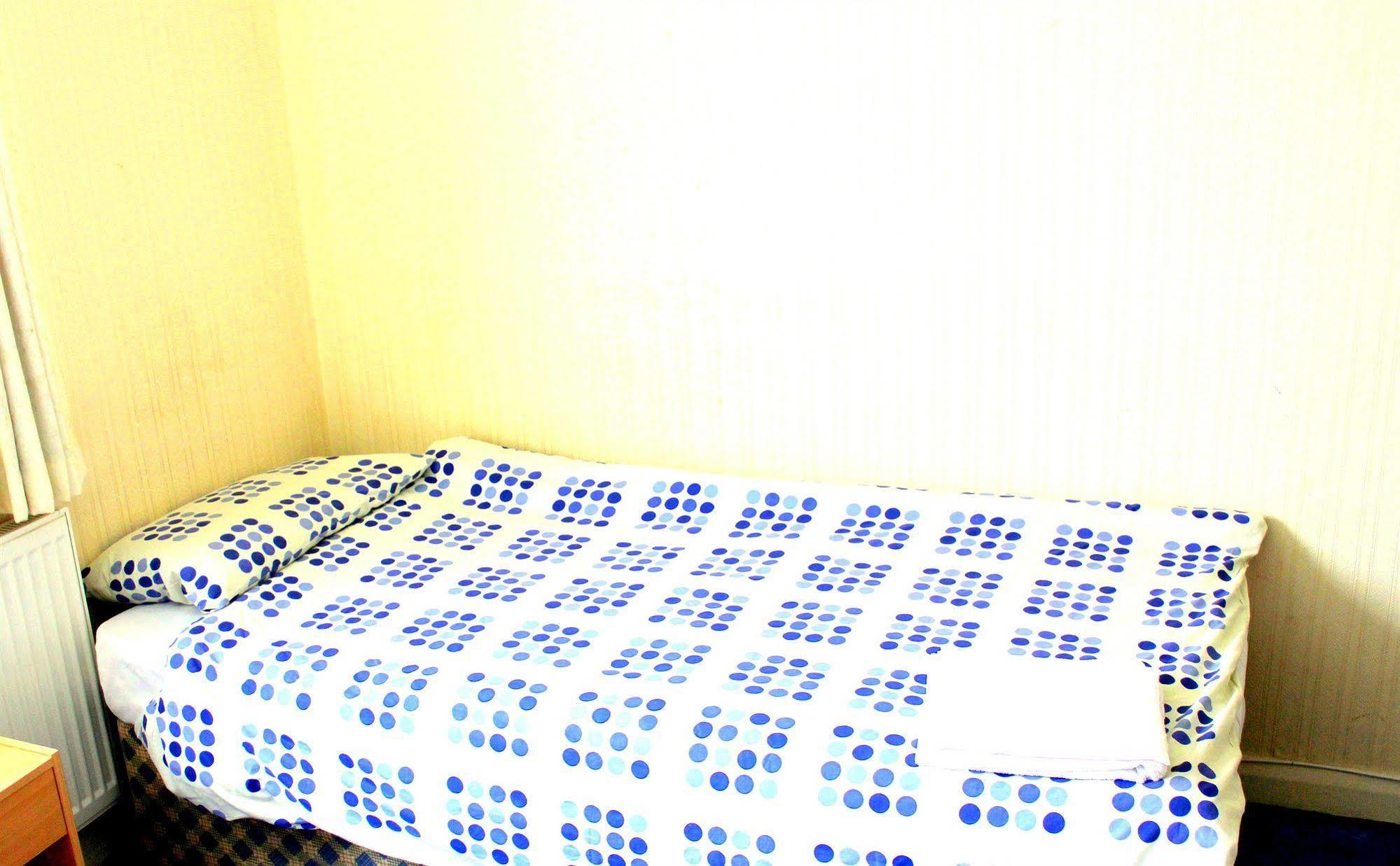 Heathrow Lodge Hillingdon Ngoại thất bức ảnh