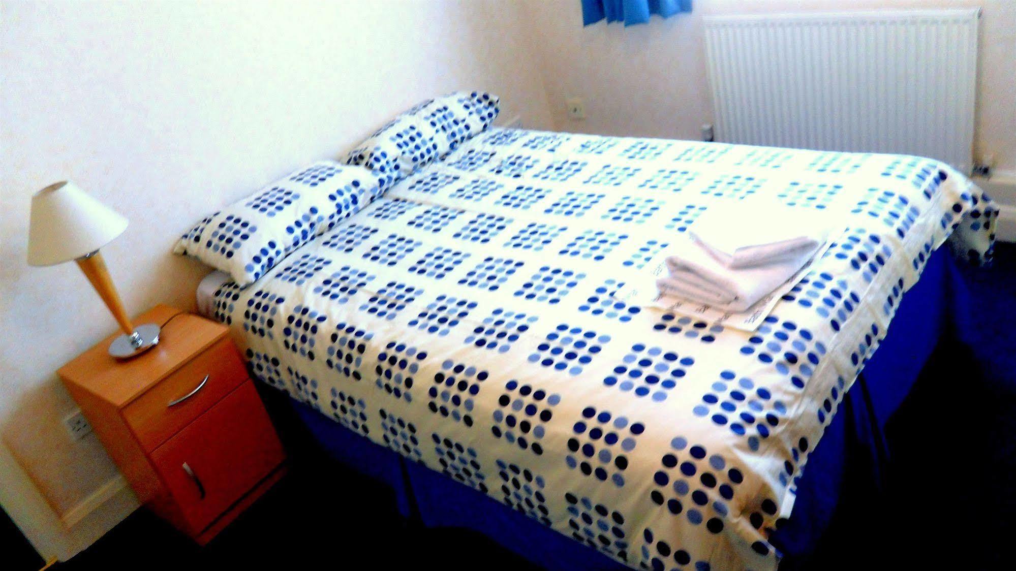 Heathrow Lodge Hillingdon Ngoại thất bức ảnh