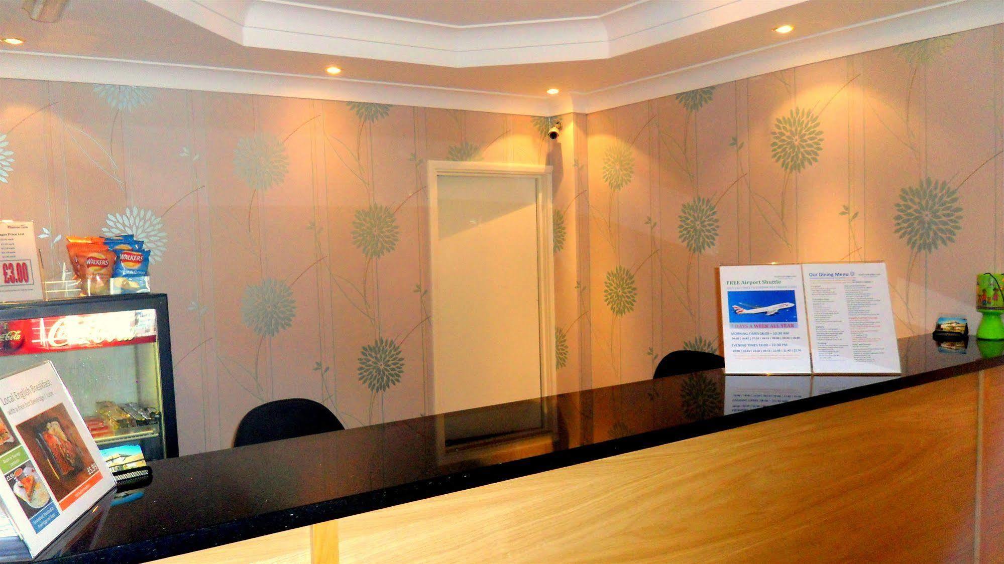 Heathrow Lodge Hillingdon Ngoại thất bức ảnh