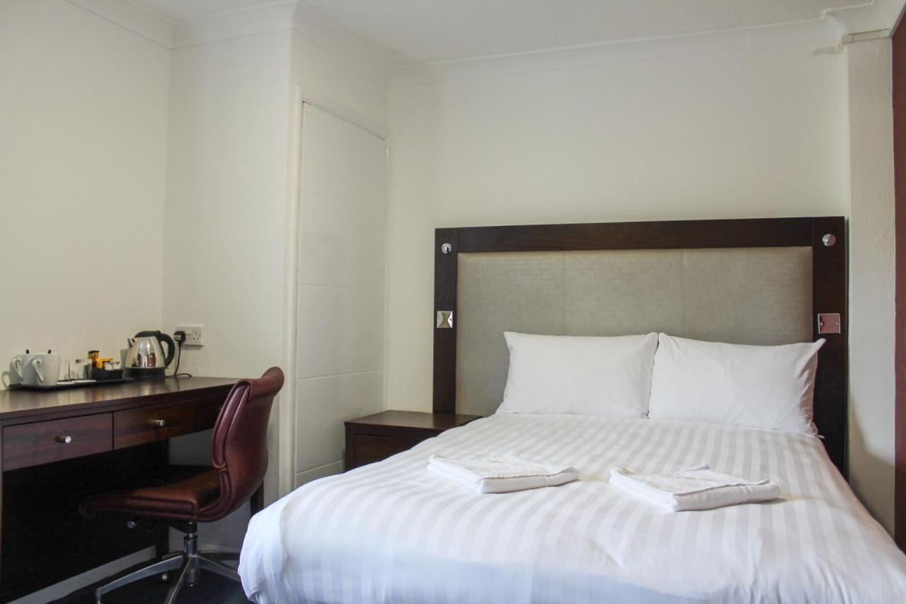 Heathrow Lodge Hillingdon Ngoại thất bức ảnh