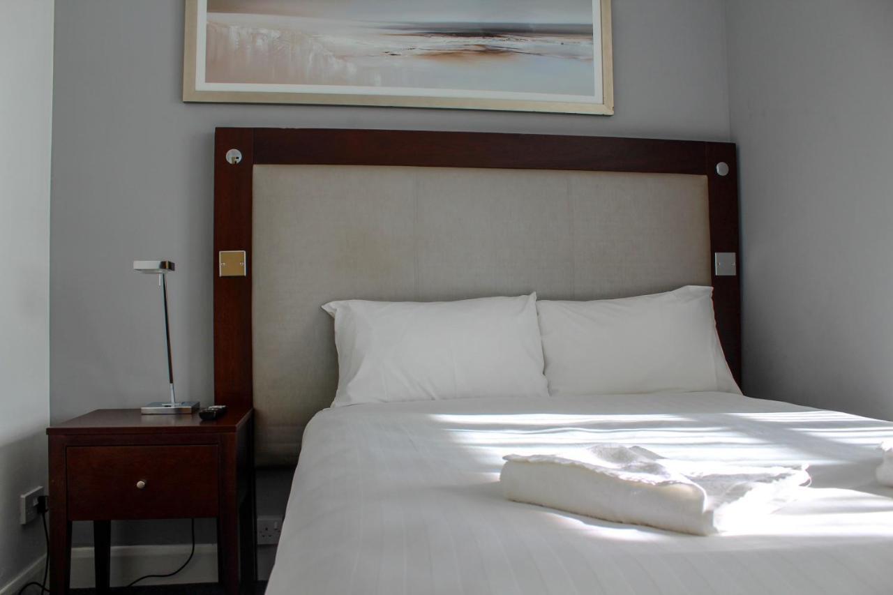 Heathrow Lodge Hillingdon Ngoại thất bức ảnh
