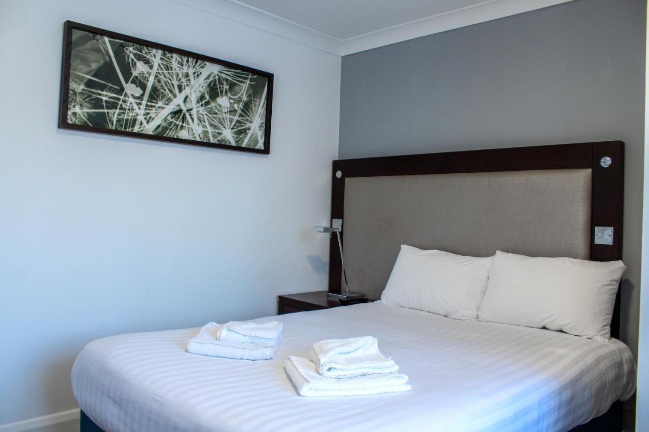 Heathrow Lodge Hillingdon Ngoại thất bức ảnh